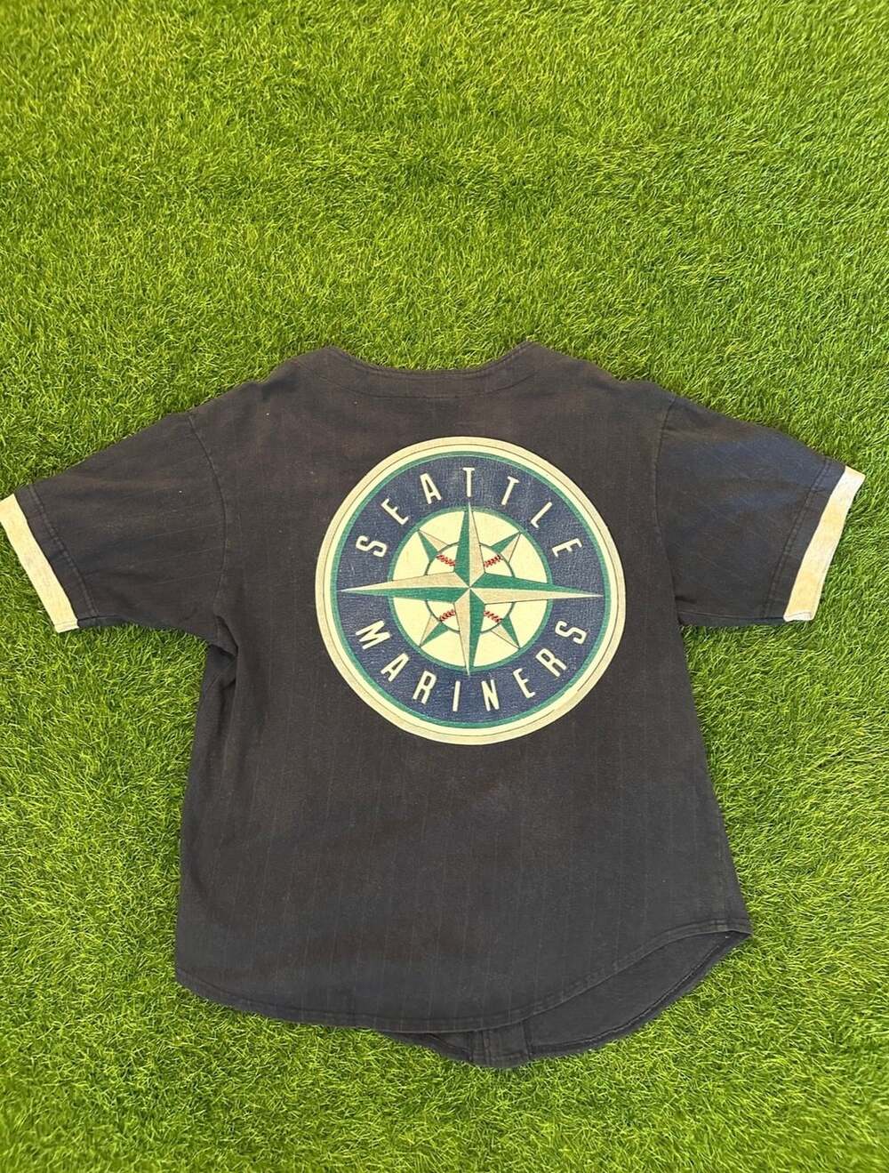 Front Row Seattle Mariners Size L Button Jersey Shirt